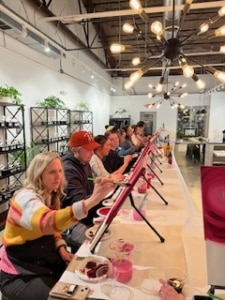 painting paint and sip candle making Columbus
