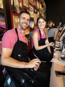 painting paint and sip Columbus date night girls night