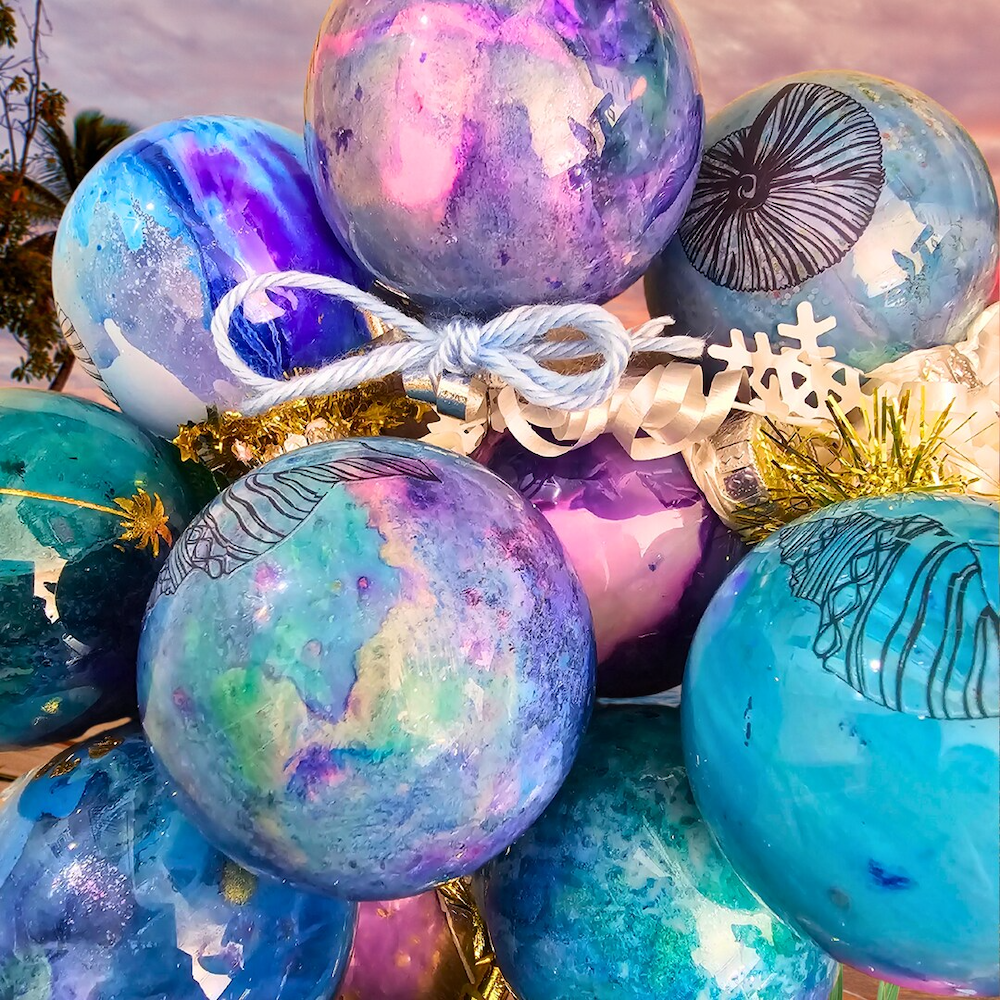 Fort Myers Poured Paint Ornaments