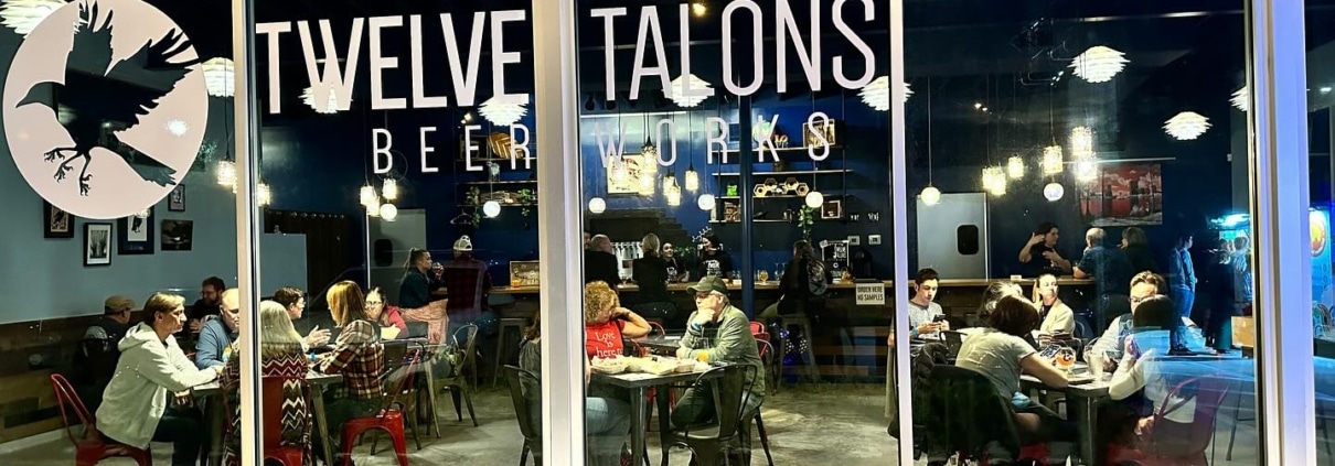 Twelve Talons Beerworks - Milk District - Paint and Sip - Wine and Canvas Orlando - Summer sunset Over Lake