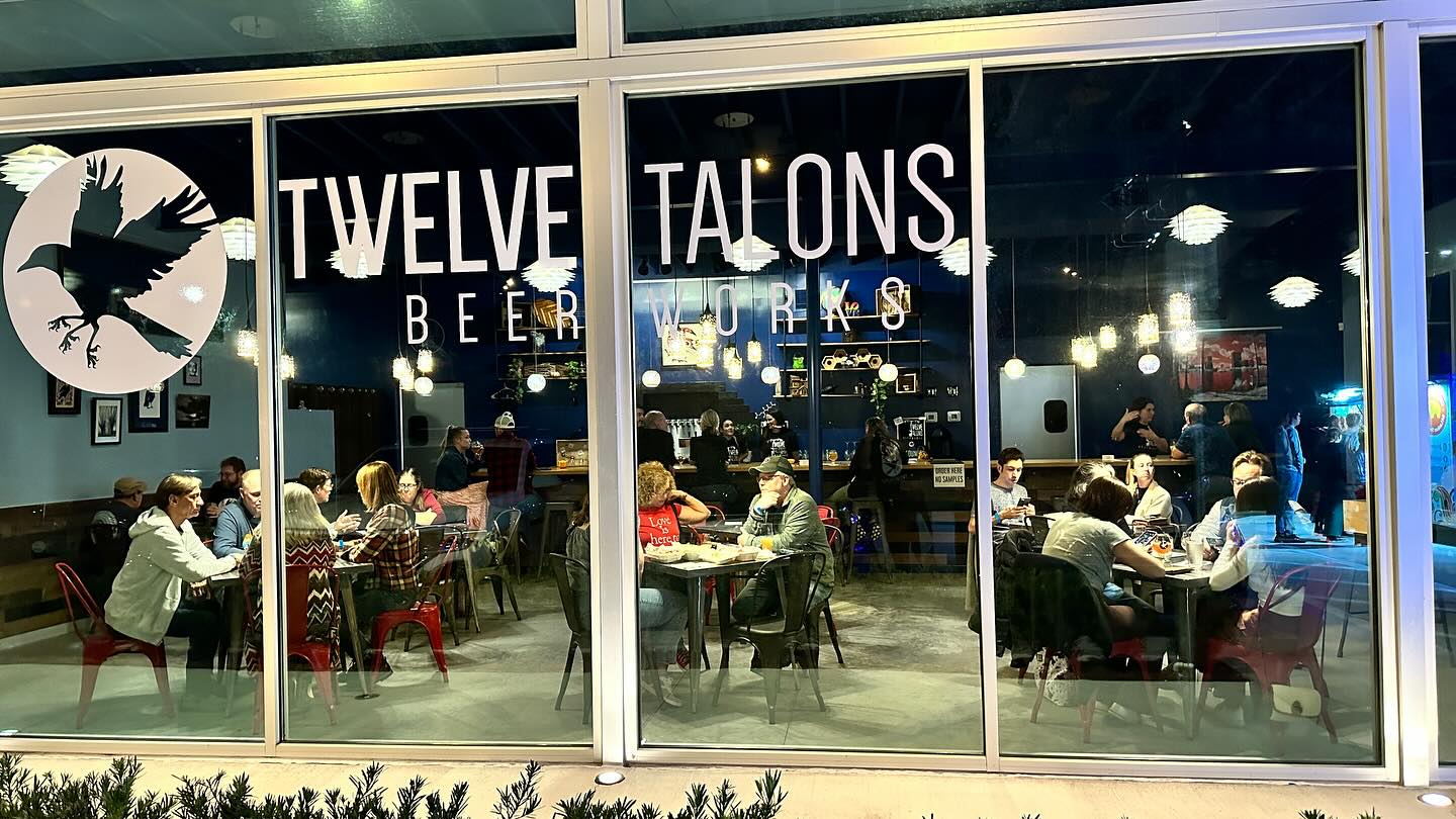 Twelve Talons Beerworks - Milk District - Paint and Sip - Wine and Canvas Orlando - Summer sunset Over Lake